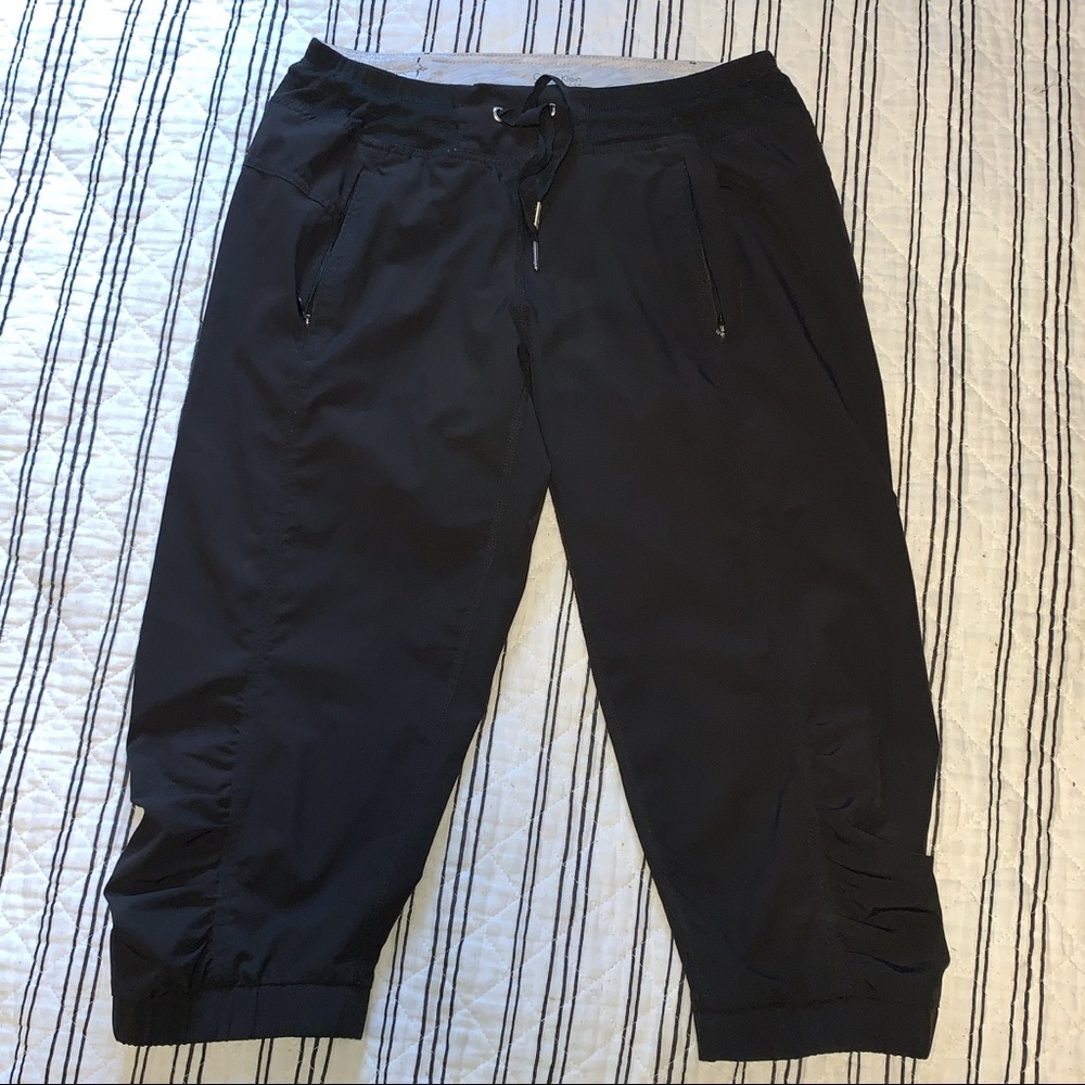 Calvin Klein capris